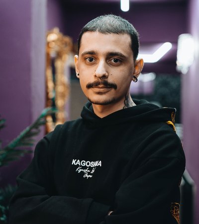 Vivid Ink Derby Mo Tattoo Artist