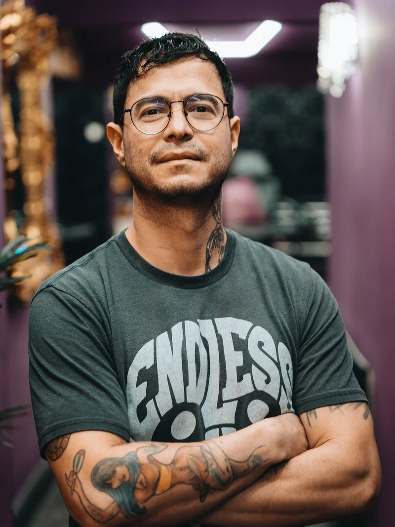 Cesar - Vivid Ink Tattoo Artist