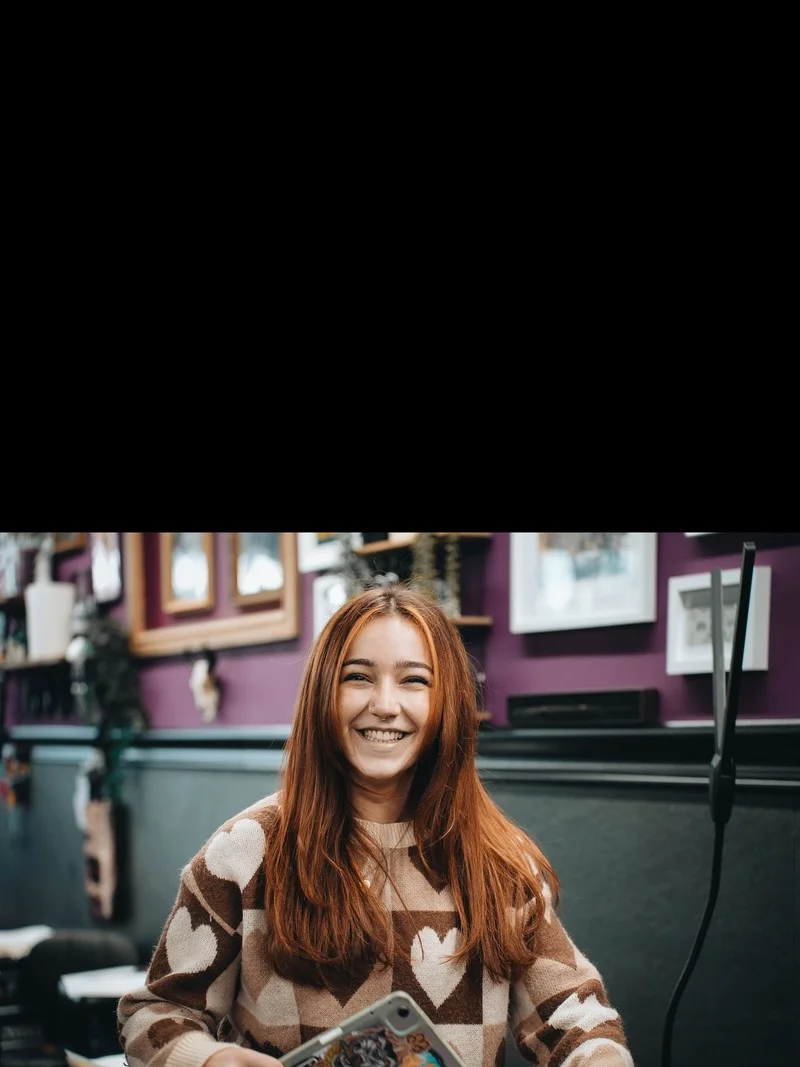 Faye Tuberville - Vivid Ink Tattoo Artist